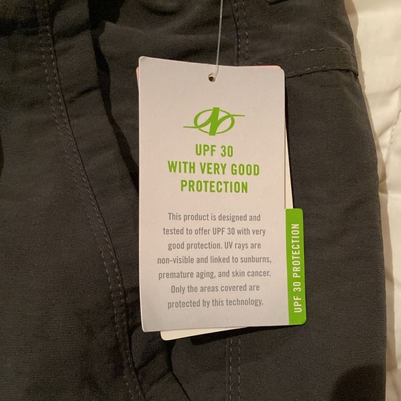 Bundle 2 NWT Nordic Track mountain shorts - Picture 11 of 11